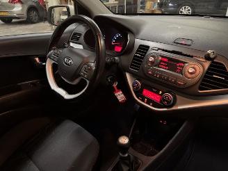 Kia Picanto 1.0 5-drs First Edition Clima picture 14
