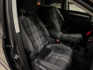 Volkswagen Touran 1.4 TSI Mach 140pk picture 12