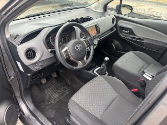 Toyota Yaris 1.3 16v 5-drs airco Nap picture 13