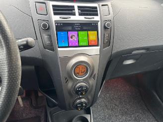 Toyota Aygo 1.3 5-drs clima picture 10