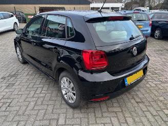 skadebil auto Volkswagen Polo 1.0 5-drs airco 2014/11