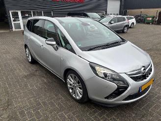 Voiture accidenté Opel Zafira 1.4 Cosmo Pano 140pk 2013/3