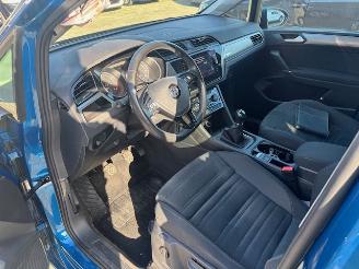 Volkswagen Touran 1.5 TSI Comfort 150pk NAP picture 16