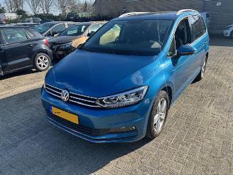 Volkswagen Touran 1.5 TSI Comfort 150pk NAP picture 2