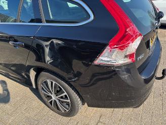 Volvo V-60 1.6 D2 Momentum automaat picture 5