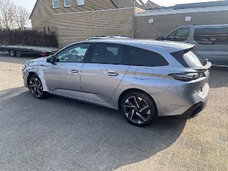 Peugeot 308 1.6 Plug-in Hybrid 180 Allure Nap picture 7