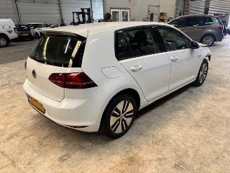 Volkswagen Golf e-Golf picture 7