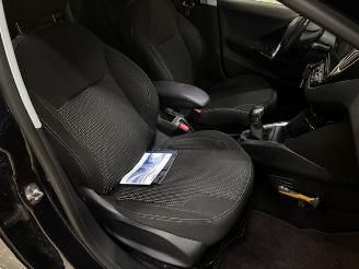 Peugeot 208 1.2 5-drs P.T Allure nap picture 12