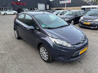 Coche accidentado Ford Fiesta 1.25 5-drs Limited airco Nap 2011/1