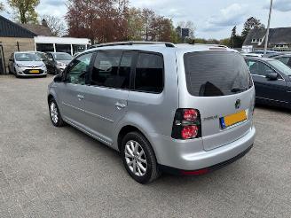 Auto incidentate Volkswagen Touran 1.4 TSI Comfortline 2010/9