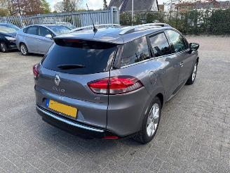 Renault Clio 1.5 DCI Limited airco navi picture 3