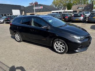 Toyota Auris 1.2 T Sports Dynamic picture 2