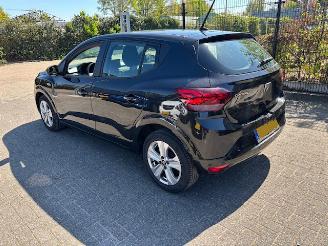 Dacia Sandero 1.0 TCe Comfort Automaat picture 4