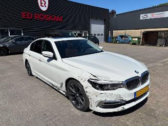 uszkodzony samochody osobowe BMW 5-serie 530e iPerformance High Exect.automaat 2017/8