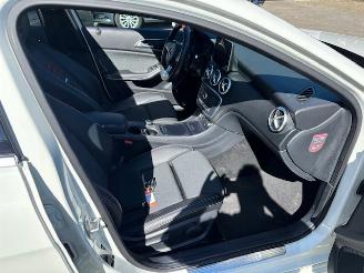 Mercedes A-klasse A180  Automaat Pano  Nap picture 9