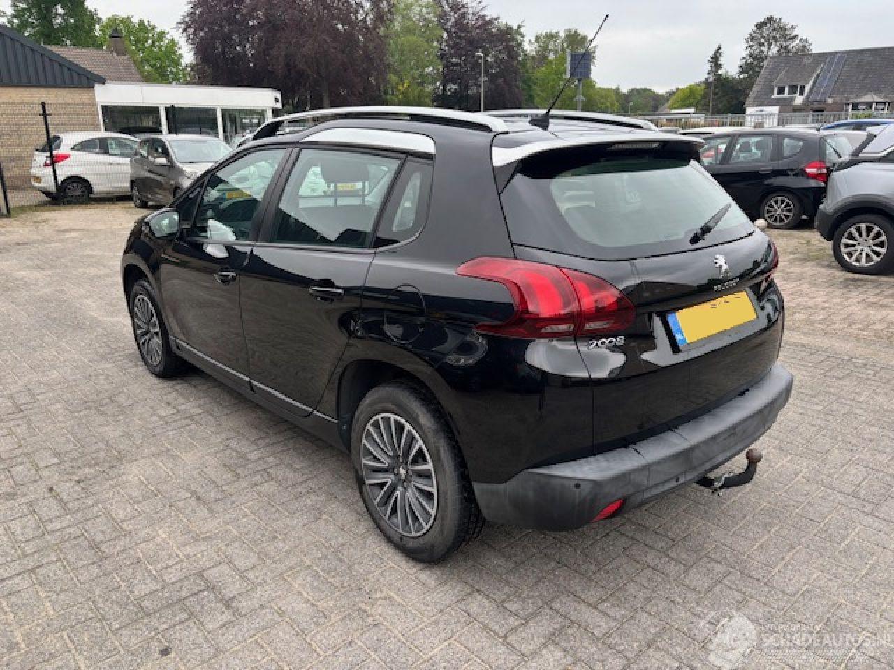 Peugeot 2008 1.2 PureTech  ( km 39.855 Nap)
