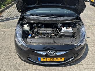 Hyundai Ix20 1.4i I-Vision clima Nap picture 10