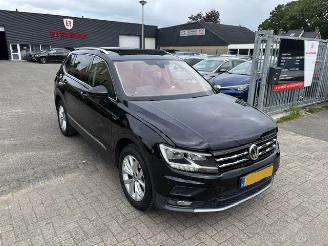 Voiture accidenté Volkswagen Tiguan 1.5 TSI Allspace Pano Nap 2019/3