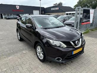 škoda osobní automobily Nissan Qashqai 1.2 Connect Edition 2014/7