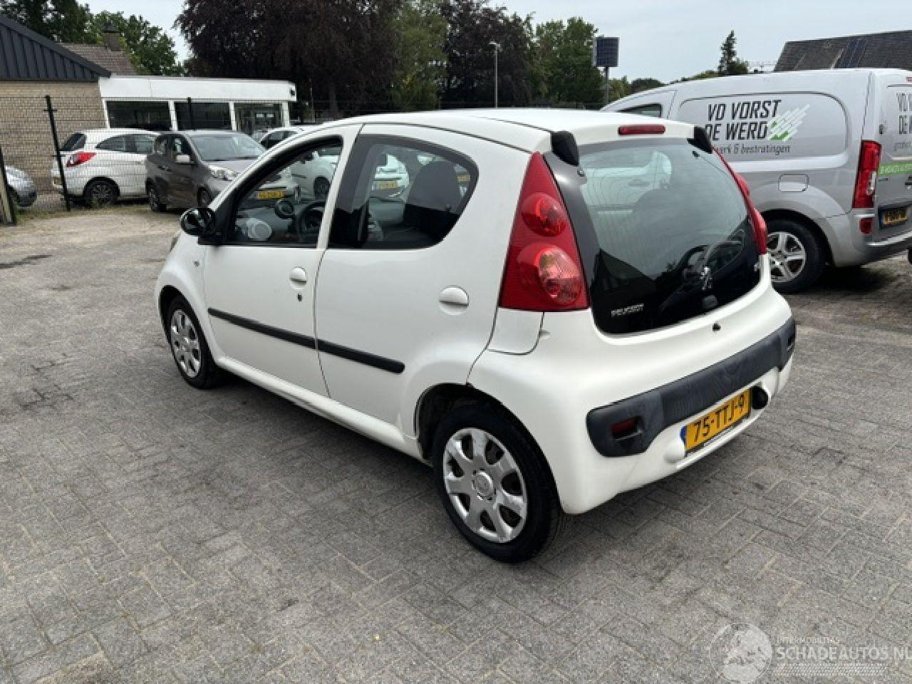 Peugeot 107 1.0 12v 5-drs airco