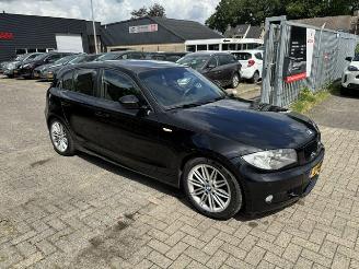 BMW 1-serie 118i 5-drs M-Sport NAP picture 2