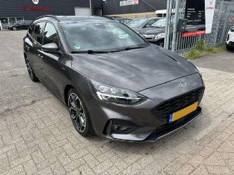 Voiture accidenté Ford Focus 1.0 EcoB.ST-Line NAP 2018/11