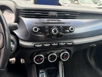 Alfa Romeo Giulietta 1.6 JTD Distinctive picture 15