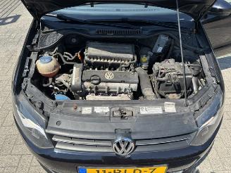 Volkswagen Polo 1.4 16v Automaat 5-drs airco picture 19