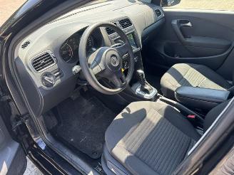 Volkswagen Polo 1.4 16v Automaat 5-drs airco picture 13