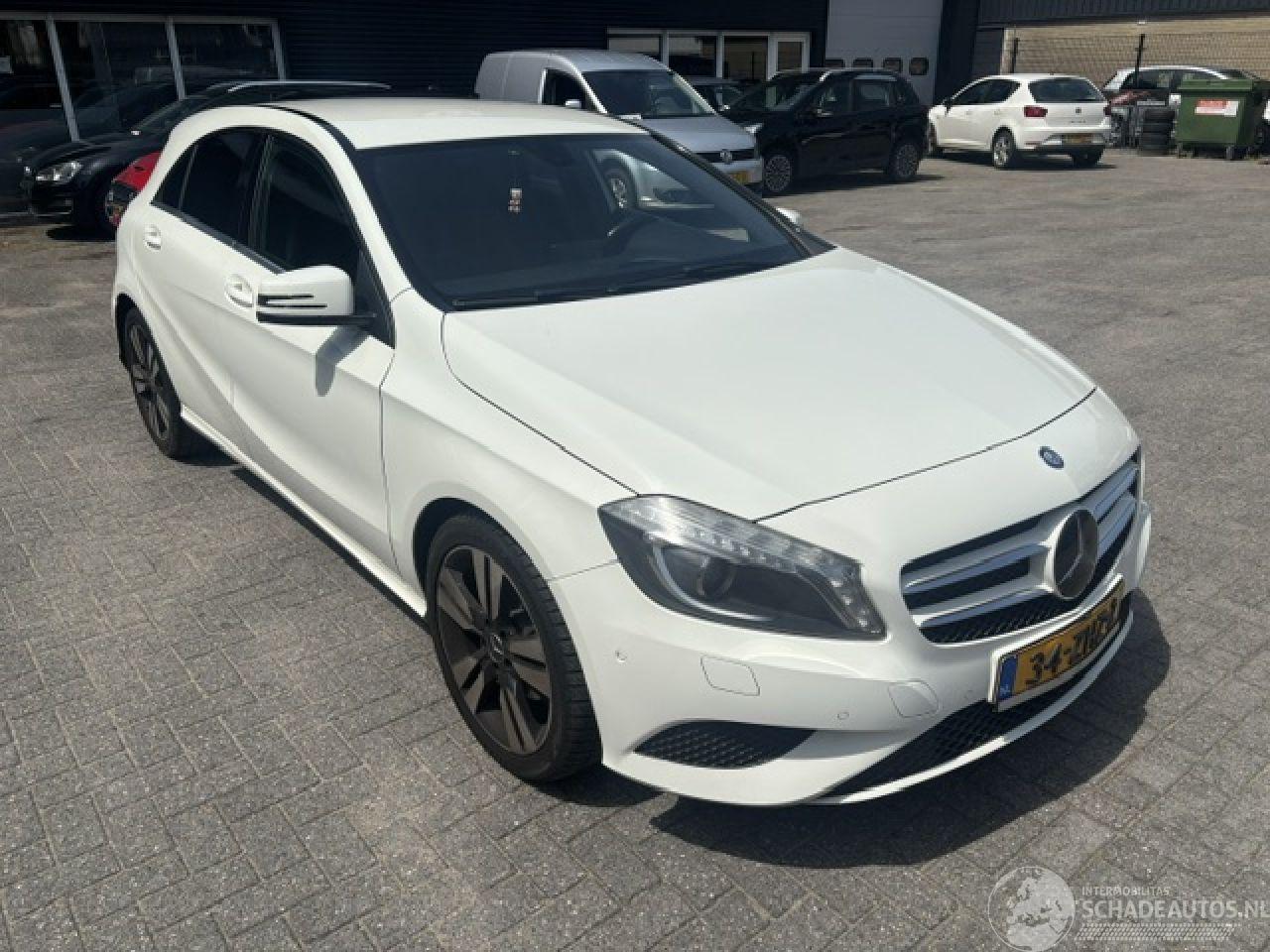 Mercedes A-klasse 180 Ambition