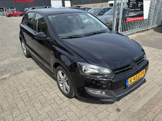 Vaurioauto  passenger cars Volkswagen Polo 1.2 Life Highline 5-drs clima 2014/4