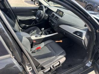 BMW 1-serie 116i  5-drs  High Exe. picture 9