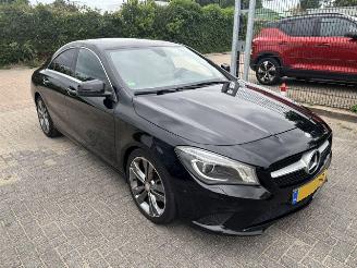 Vaurioauto  passenger cars Mercedes Cla-klasse 180 Ambition Automaat 2016/8