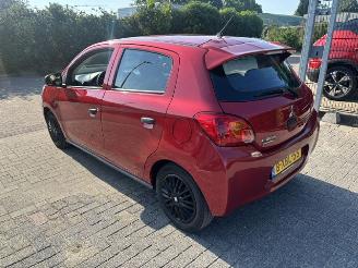 krockskadad bil auto Mitsubishi Space-star 1.0 5-drs airco NAP 2014/7