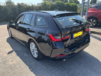 Voiture accidenté BMW 3-serie 318i NW MODEL Automaat Nap 2022/12