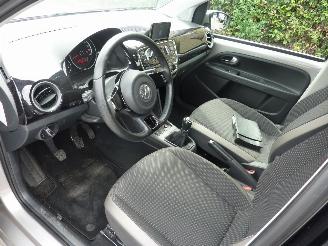 Volkswagen Up! 1.0 HIGH UP! BLUEM. picture 8