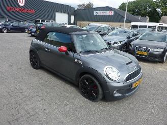 uszkodzony samochody osobowe Mini Cabrio 1.6 COOPER S CHILI 2010/6