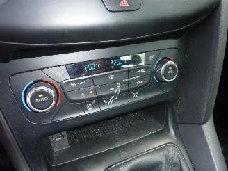 Ford Focus 1.5 TDCI LEASE EDITION picture 11
