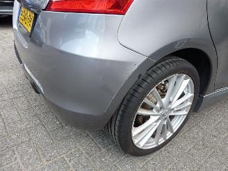 Suzuki Swift 1.6 SPORT picture 8