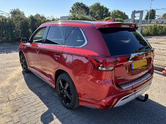 Auto incidentate Mitsubishi Outlander 2.4 PHEV Intense S 2019/12