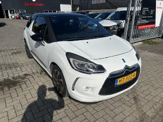 Unfallwagen DS Automobiles DS 3 1.6 HDI Business Clima 2015/12