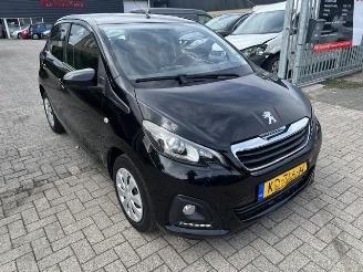 škoda osobní automobily Peugeot 108 1.0 e-VTI 5-drs Airco 2016/7