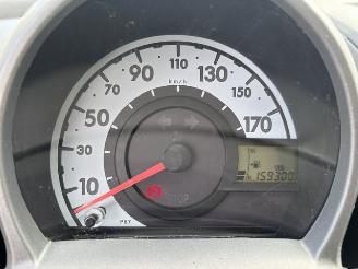 Peugeot 107 1.0 5-drs airco nap picture 12