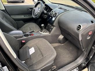 Nissan Qashqai 1.6 Acenta Pano clima picture 10