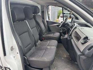 Renault Trafic 1.6 DCI 145pk  3-pers Luxe Energy  airco picture 12