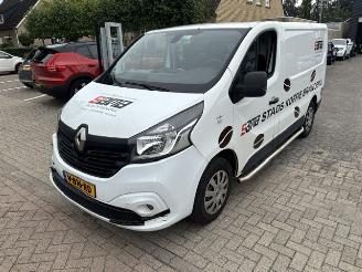 Renault Trafic 1.6 DCI 145pk  3-pers Luxe Energy  airco picture 3