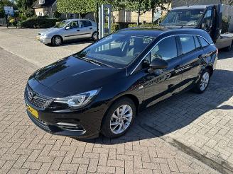 Opel Astra 1.2 Sports Tourer  NAP picture 5