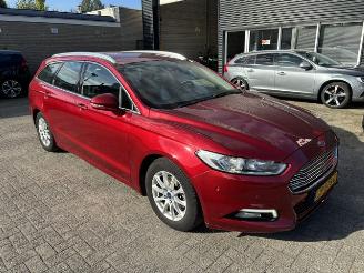 skadebil auto Ford Mondeo 1.5 TDCI Titanium NAP 2016/5