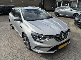 skadebil auto Renault Mégane 1.2 TCE GT-Line 131pk 2018/3