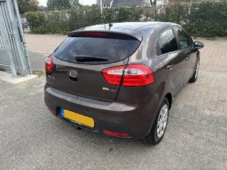 Kia Rio 1.2 Superpack 5-drs clima NAP picture 2